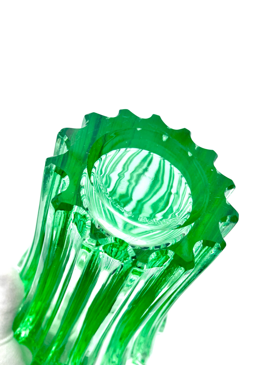 Art deco vase "absinthe green" – pierre d'avesns – france, 1930