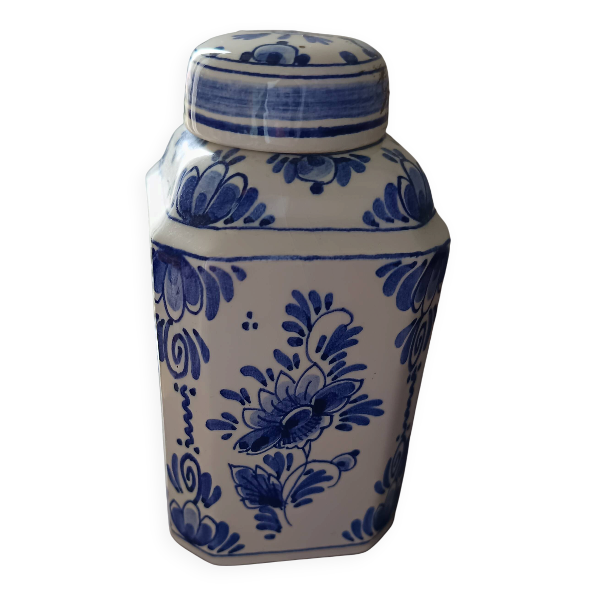 Decorative pot