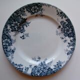 6 flat plates wolf mill blue and white iron earth