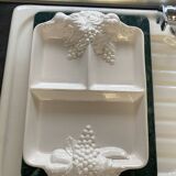 Plat à compartiments vintage en barbotine blanche