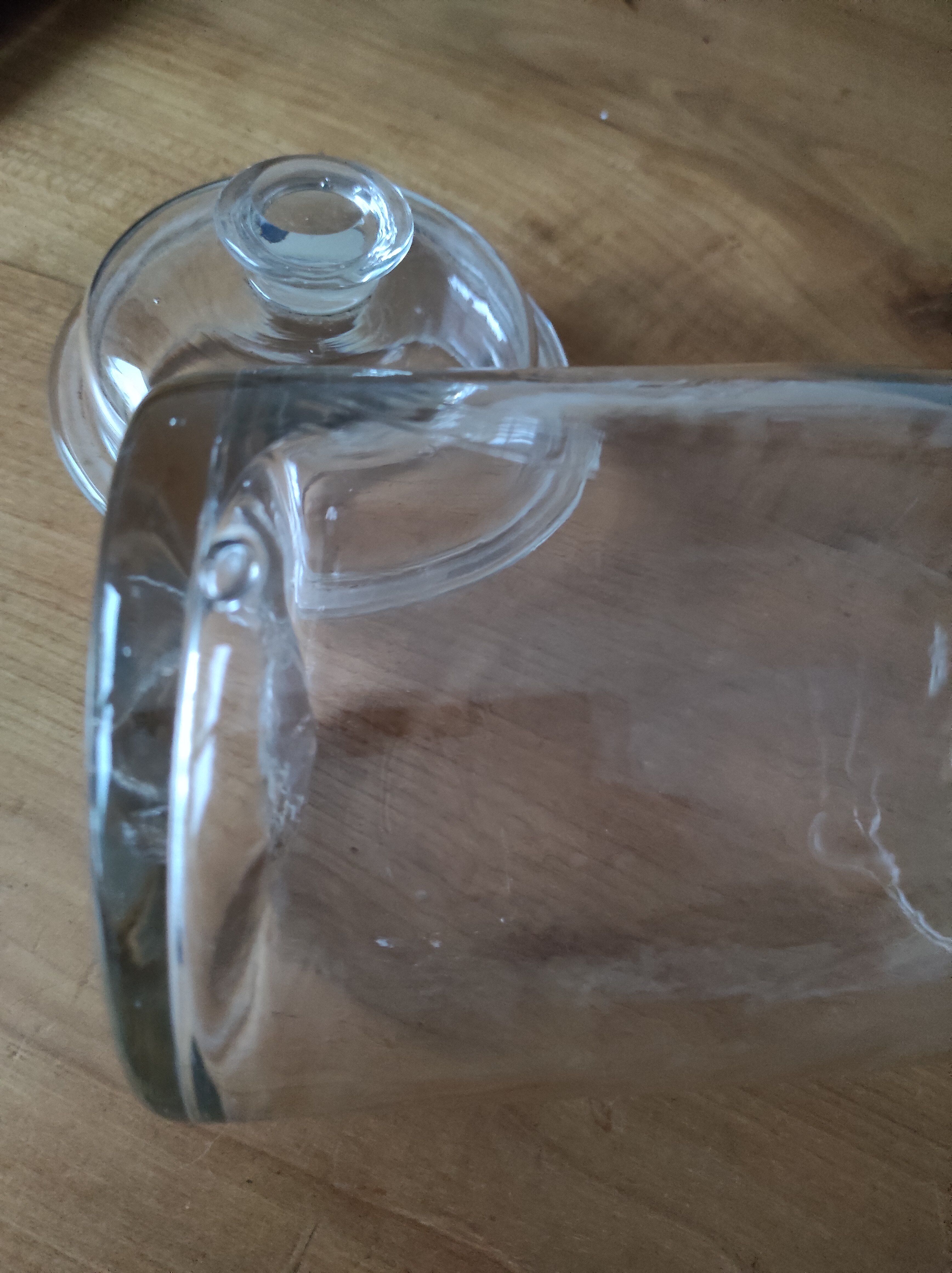 Antique jar with lid