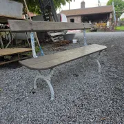 Old garden bench in cast iron and oak