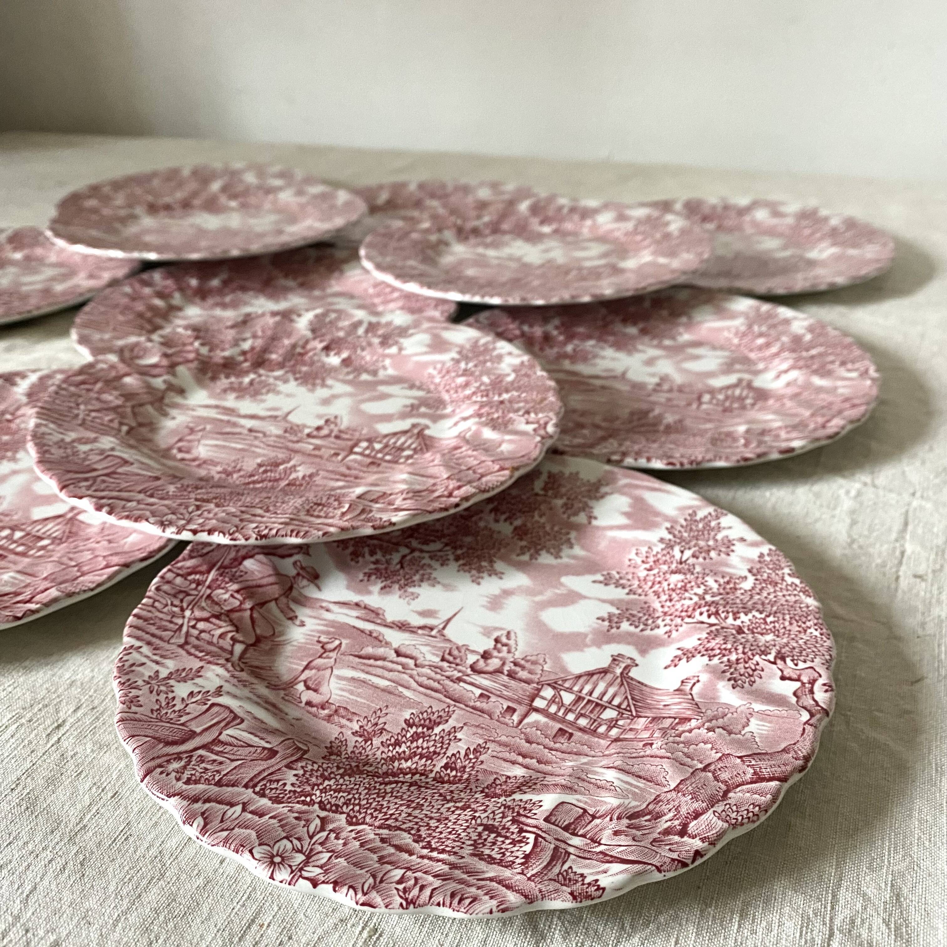 English porcelain dessert plates "the hunter" by Myott