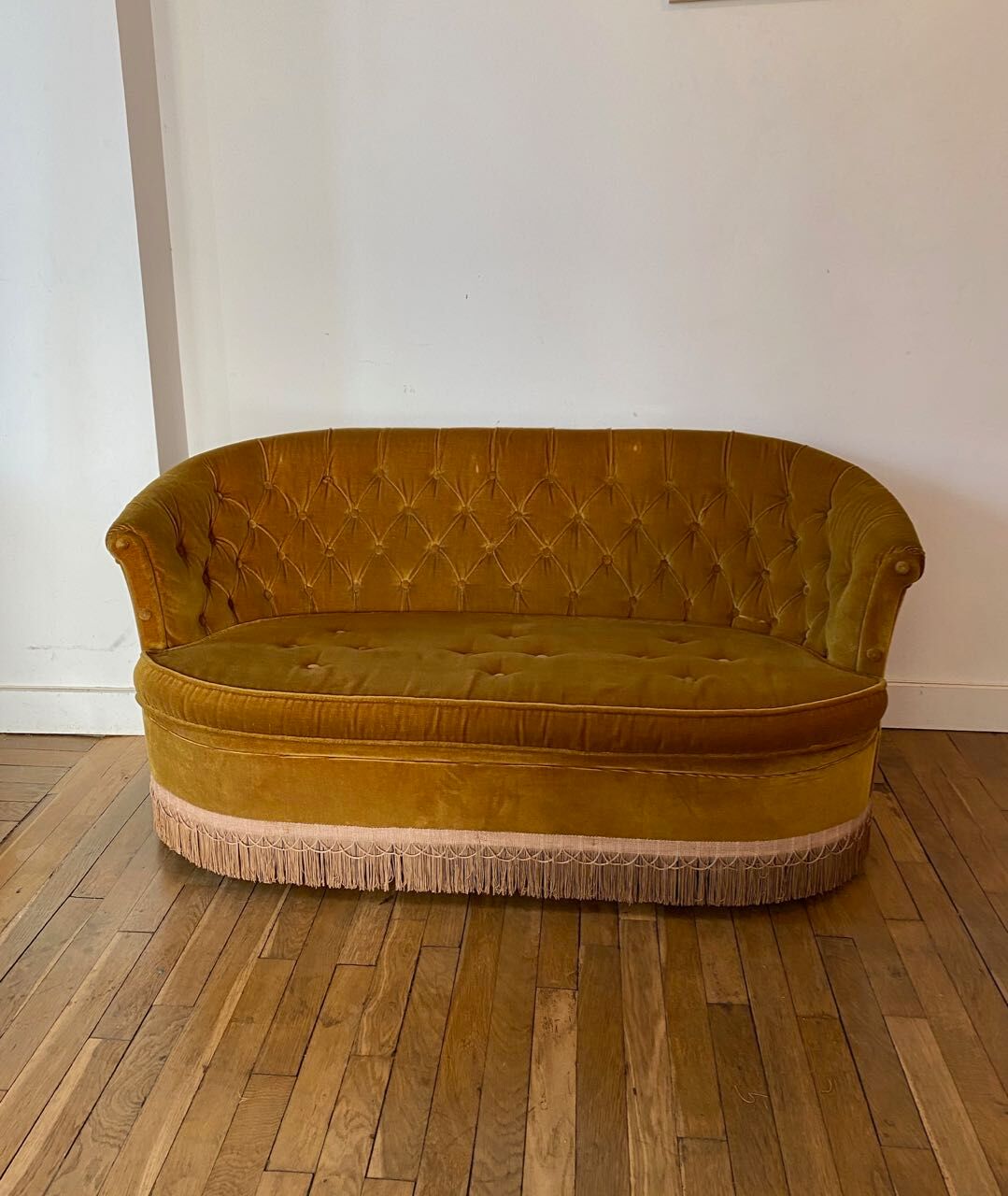 Old gold toad bench