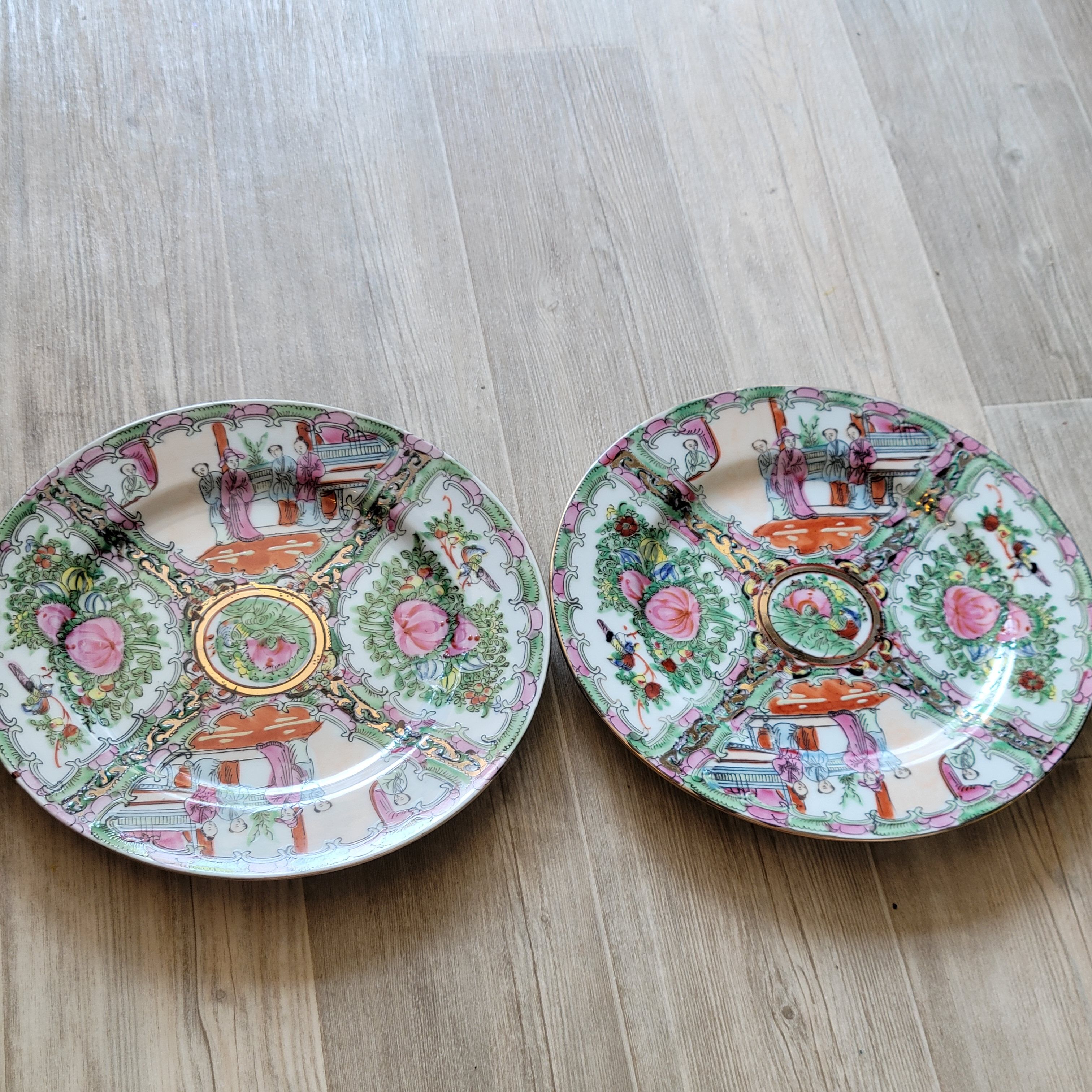 2 Chinese plates polychrome porcelain and gold Canton XXth