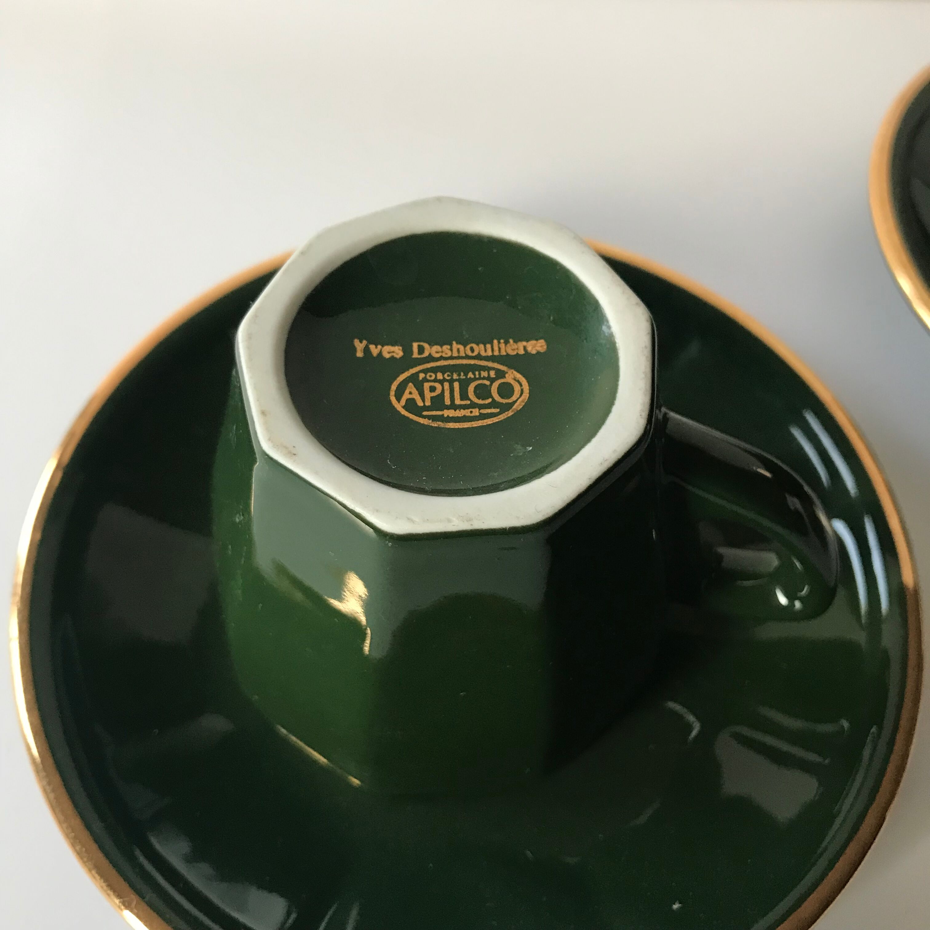 2 cups bistro in green and gold porcelain