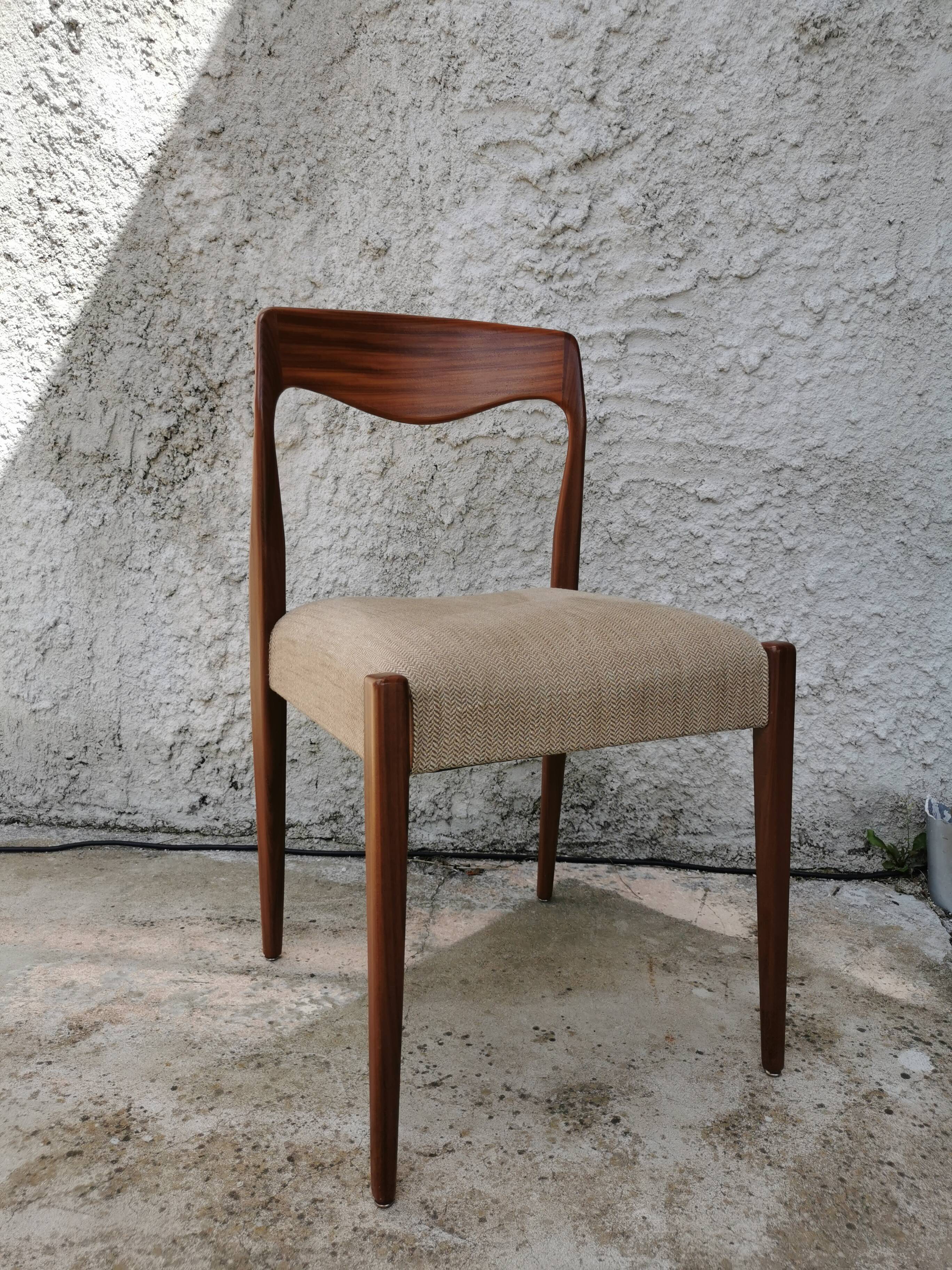 Set of rosewood chairs