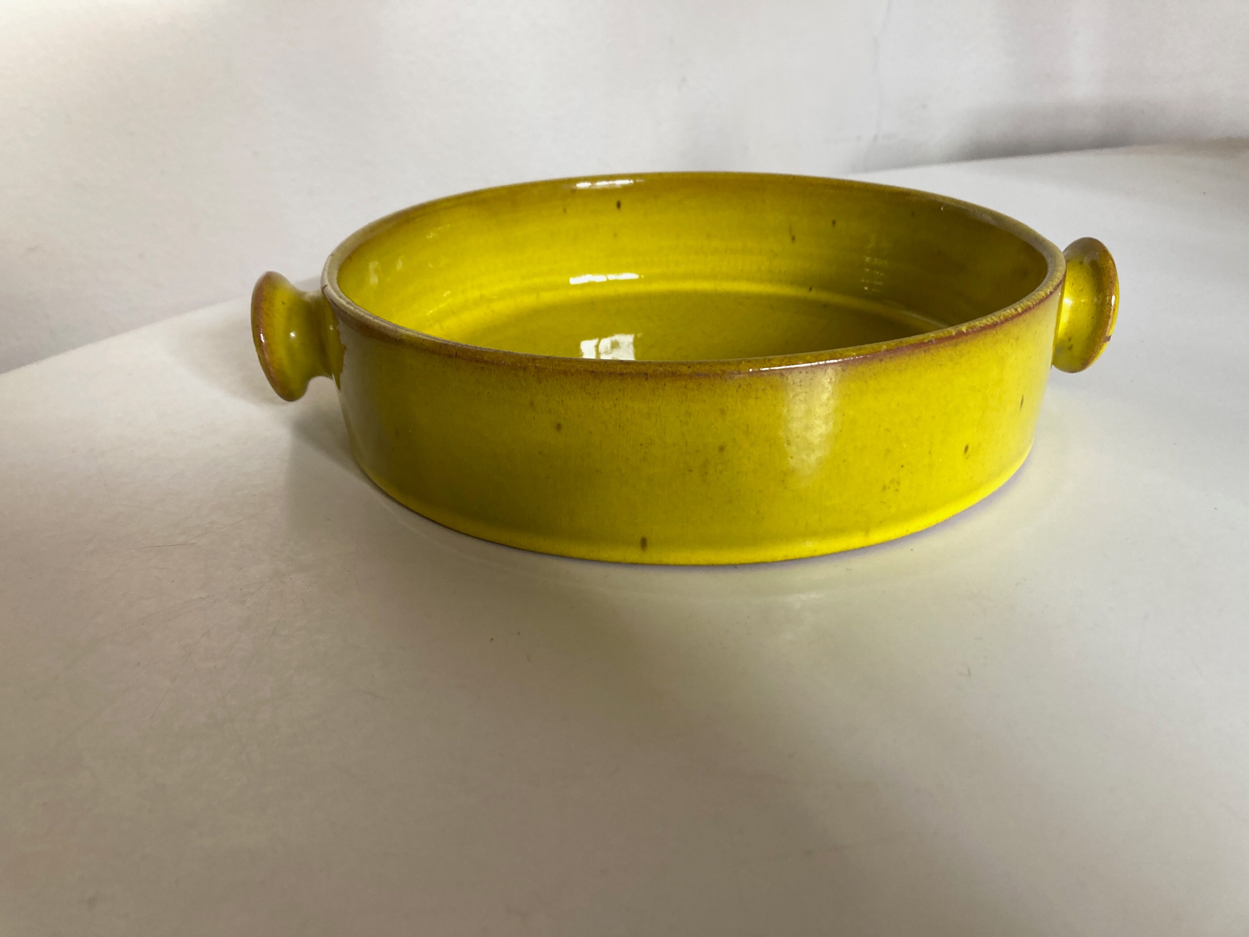 Modernist centerpiece in glazed clay 1970