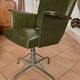 Fauteuil de coiffeur pivotant vintage