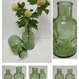Deux vases verre moulé texturé vert années 70