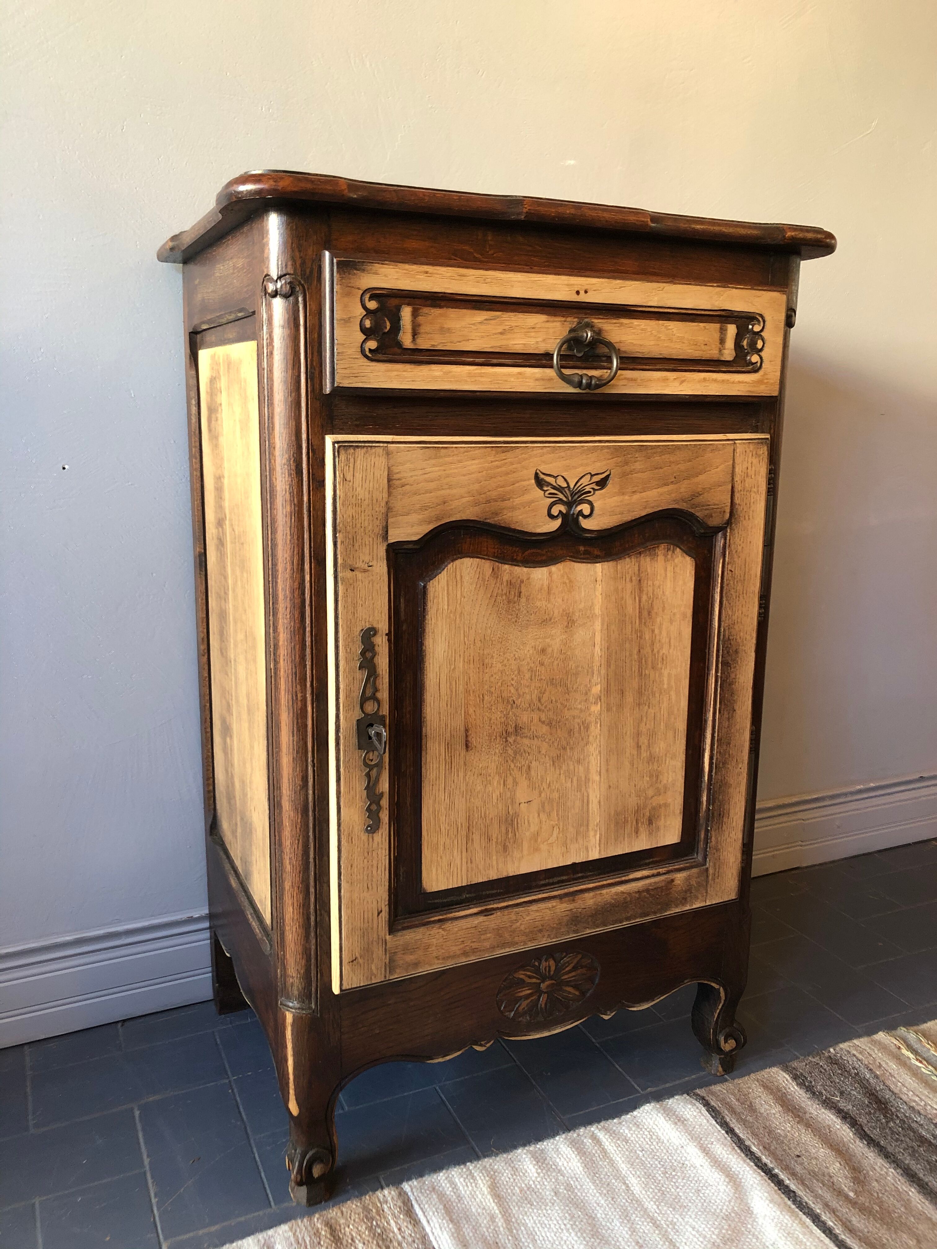 Confectioner, country style buffet