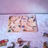 Wooden puzzle -- the dinausares