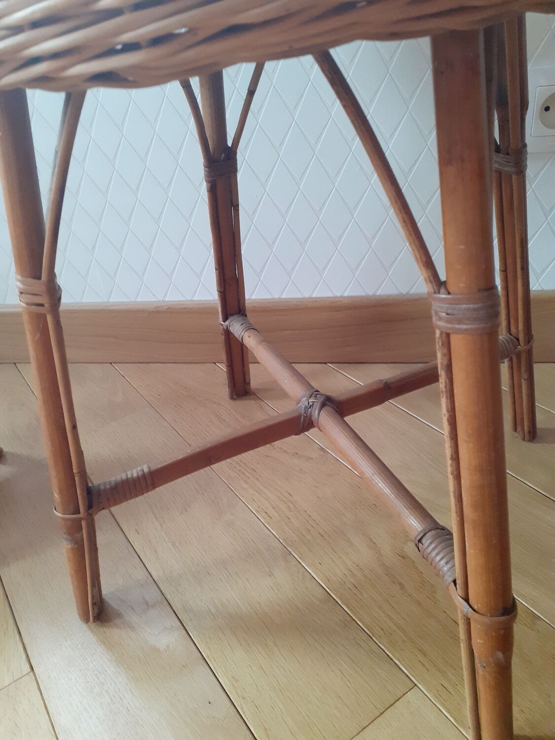 Rattan table and its small bench