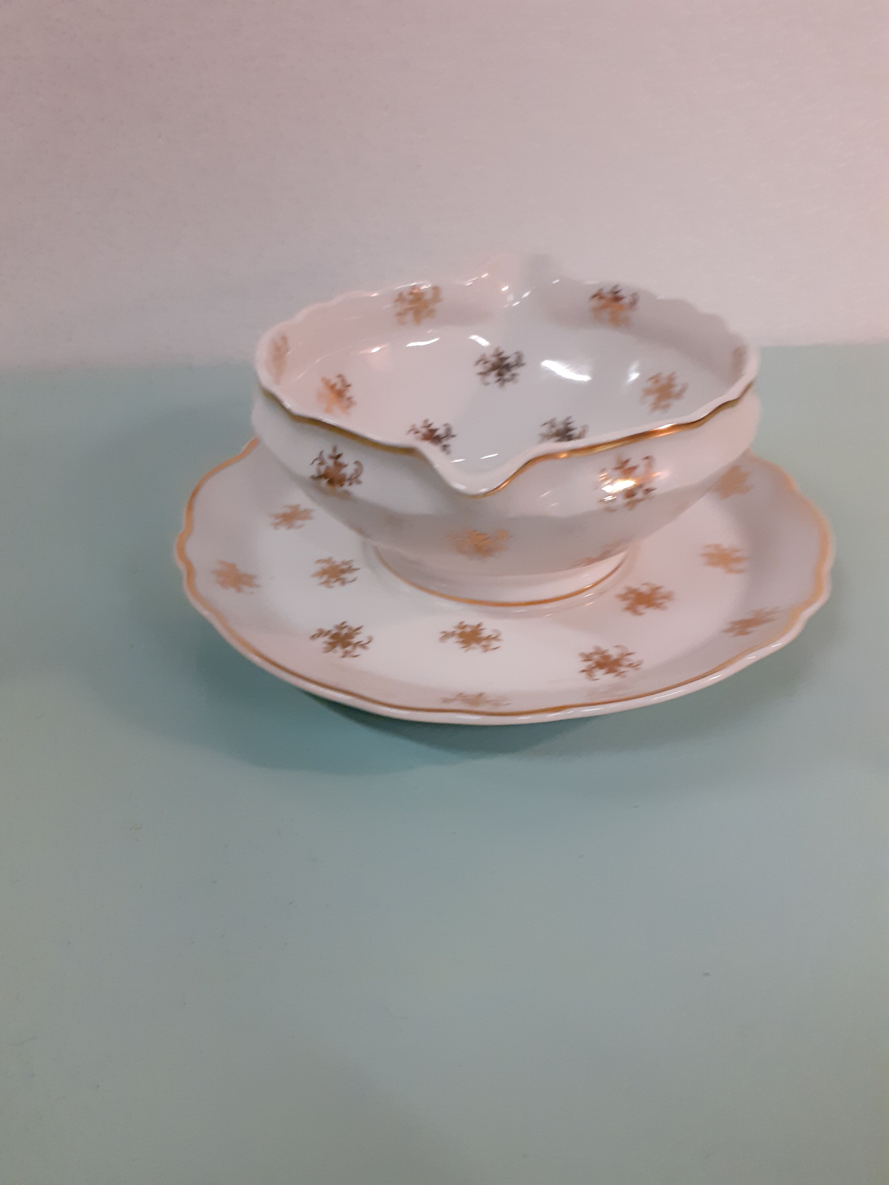 Saucière - porcelain from Limoges Salmon & cie