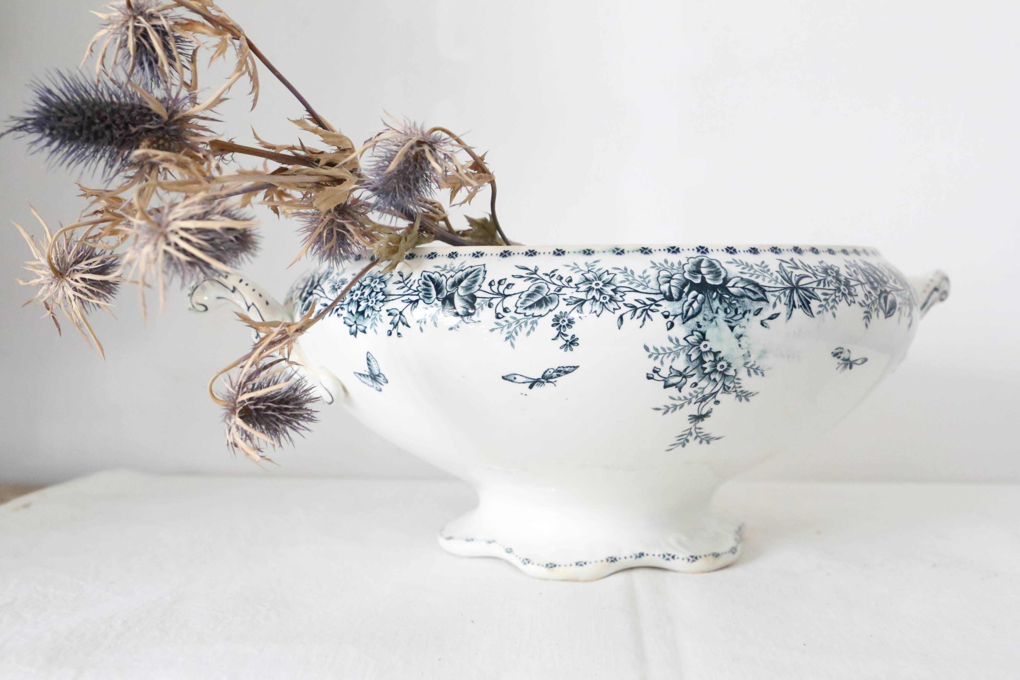 Terre de Fer tureen or salad bowl, Onnaing earthenware, Stella motif, French manufacture