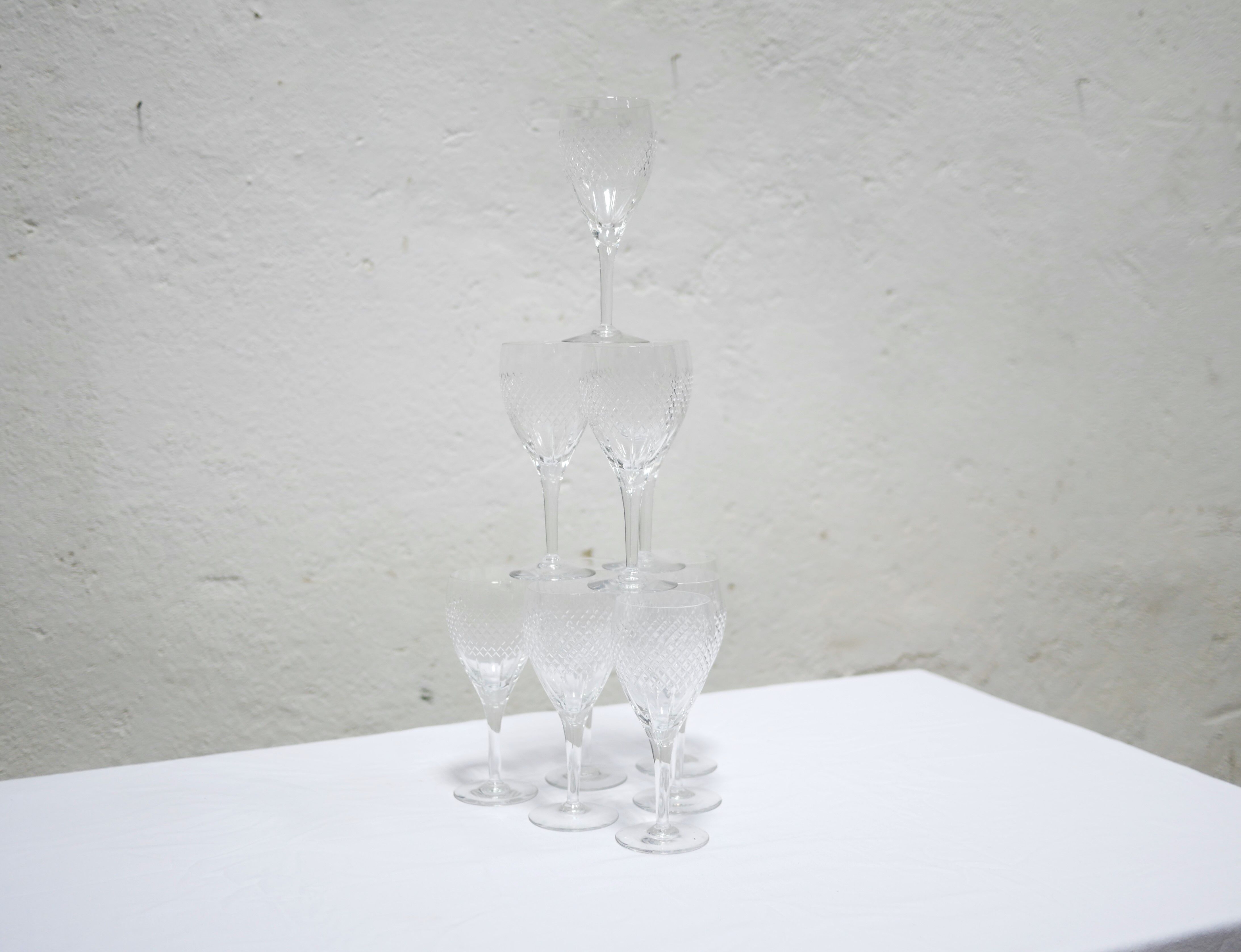 Series of 10 vintage crystal water glasses