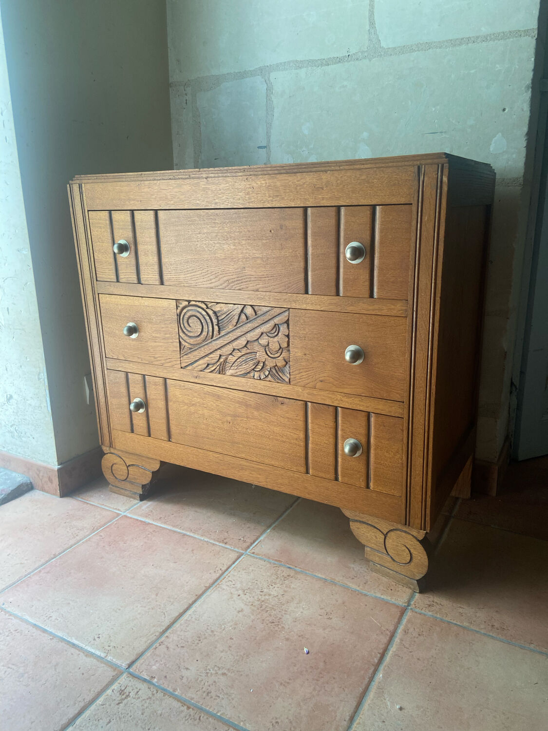 Commode art déco en chêne massif