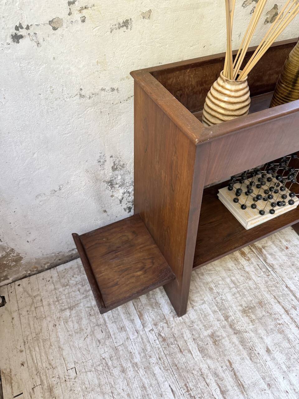 Jardinière années 50 palissandre constructiviste