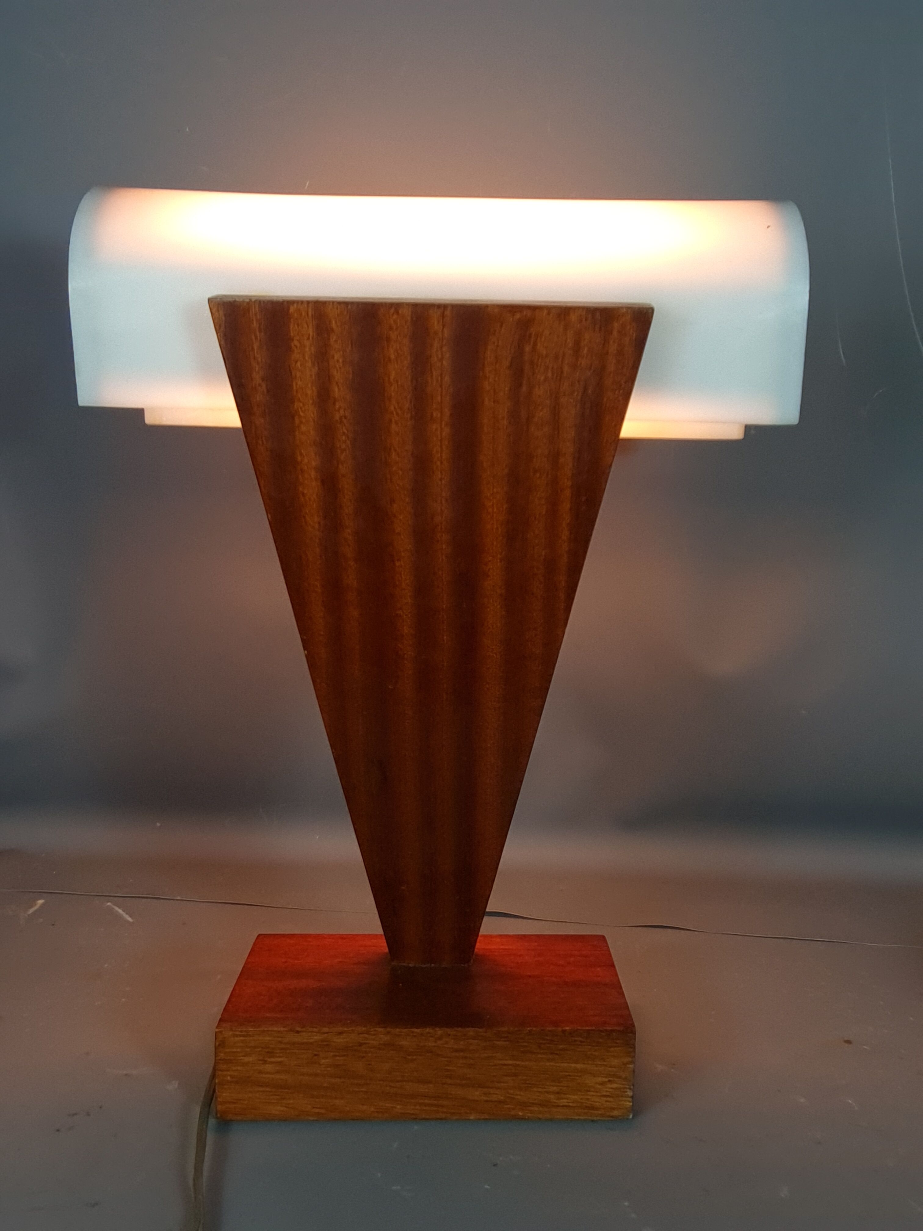 Table lamp in wood and plexiglass vintage 70/80s