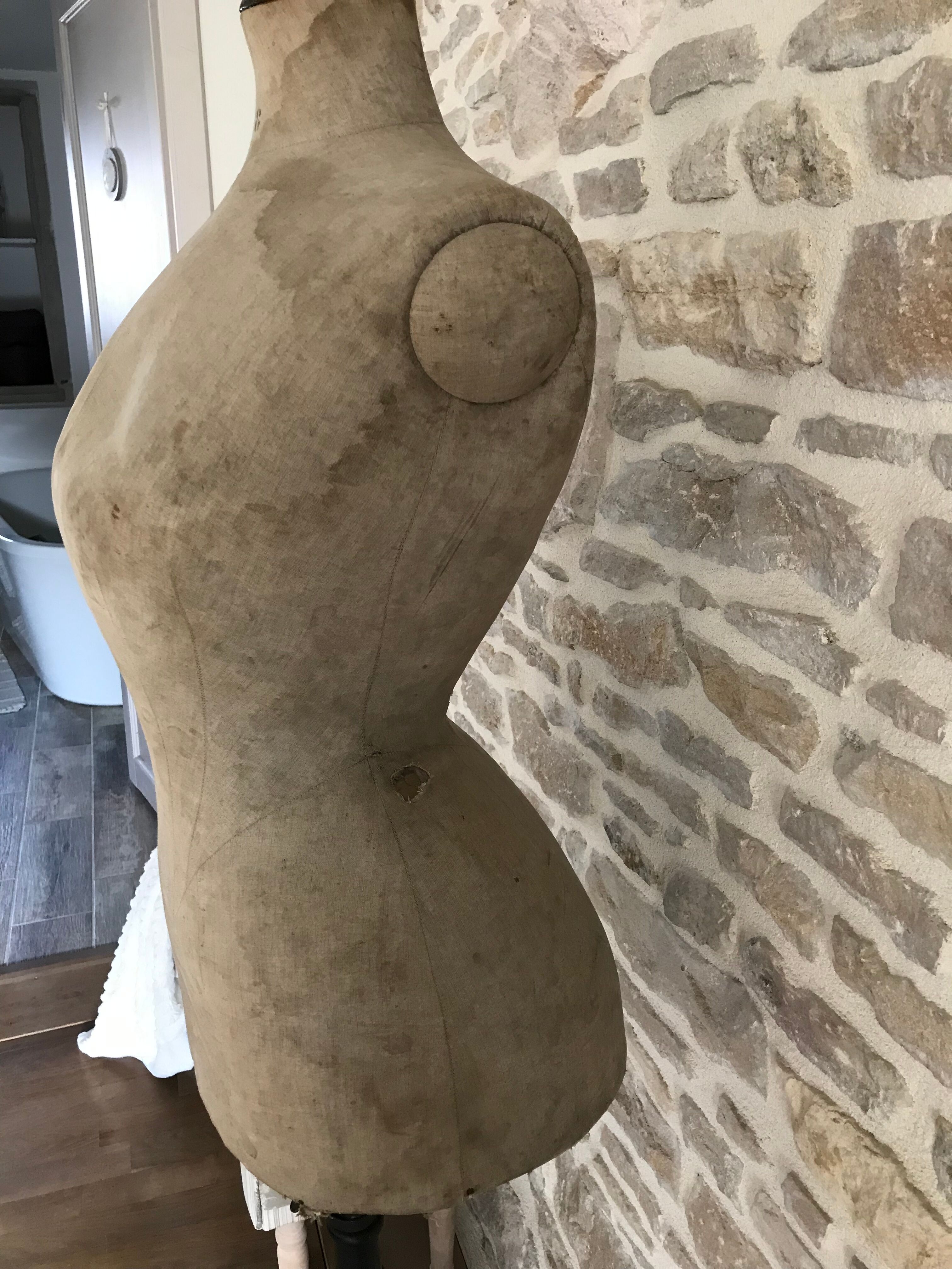 Very old seamstress bust