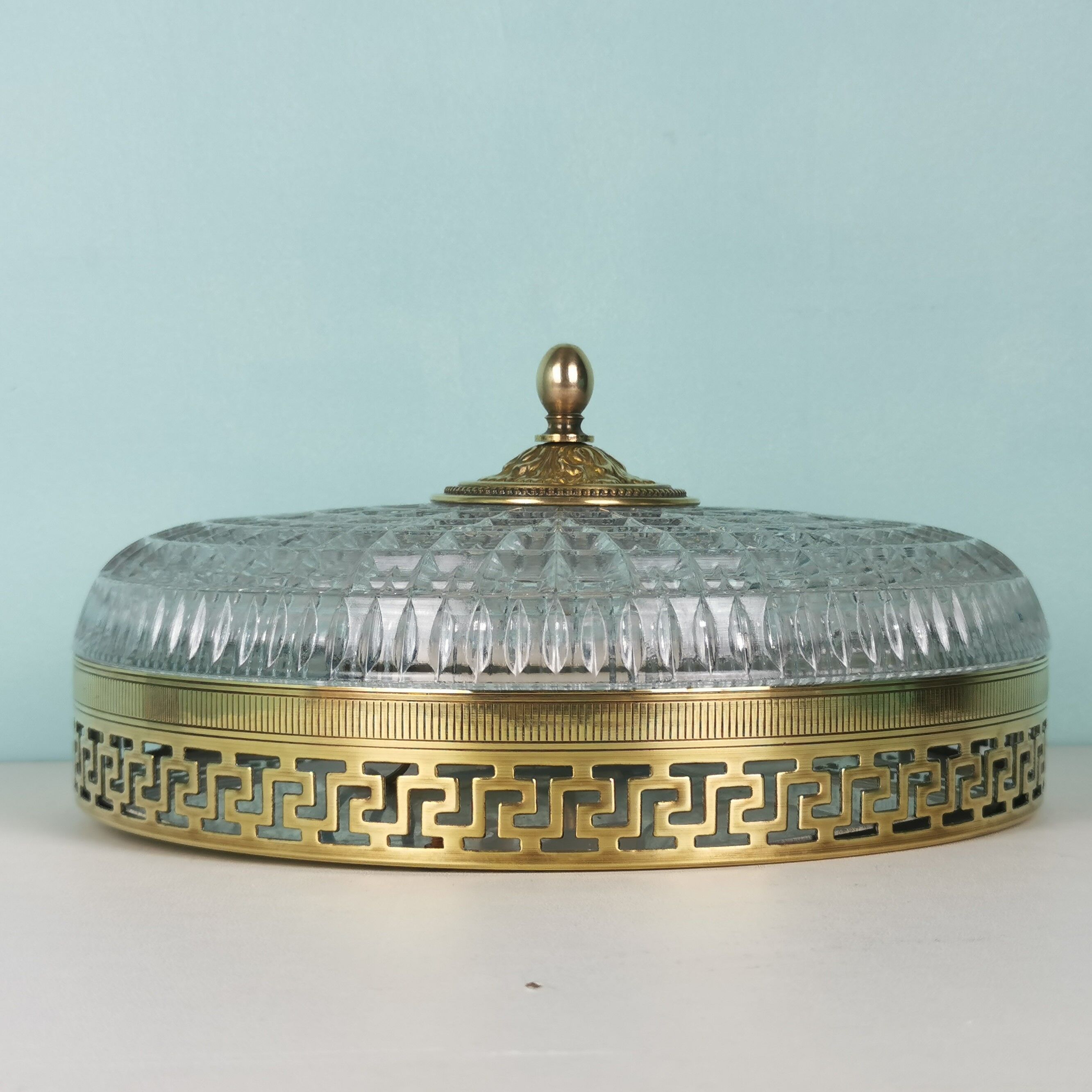 Lucien Gau's ceiling