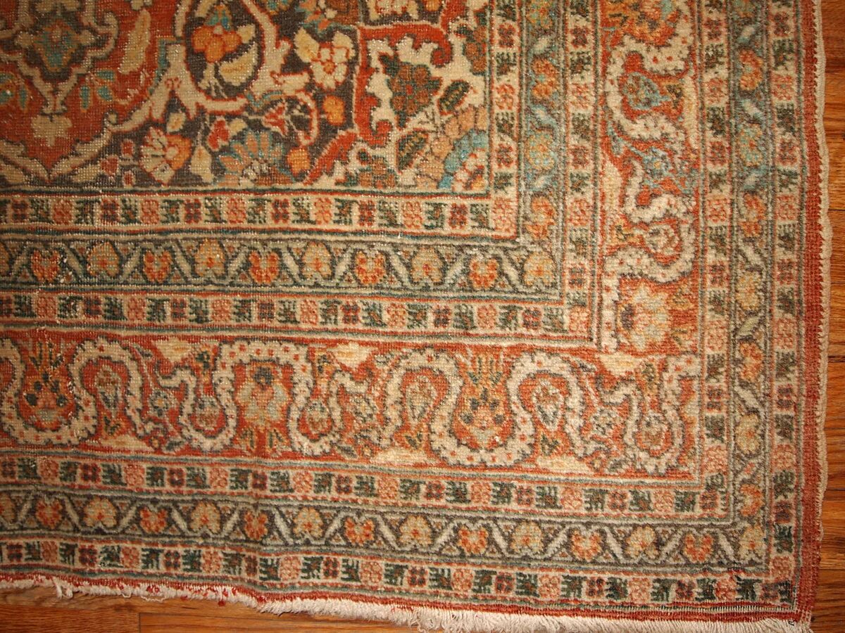 Handmade antique Persian Tabriz rug 128cm x 179cm 1920s - 1B154