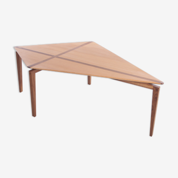 Designer Carp Table Basse par Stefan Göransson
