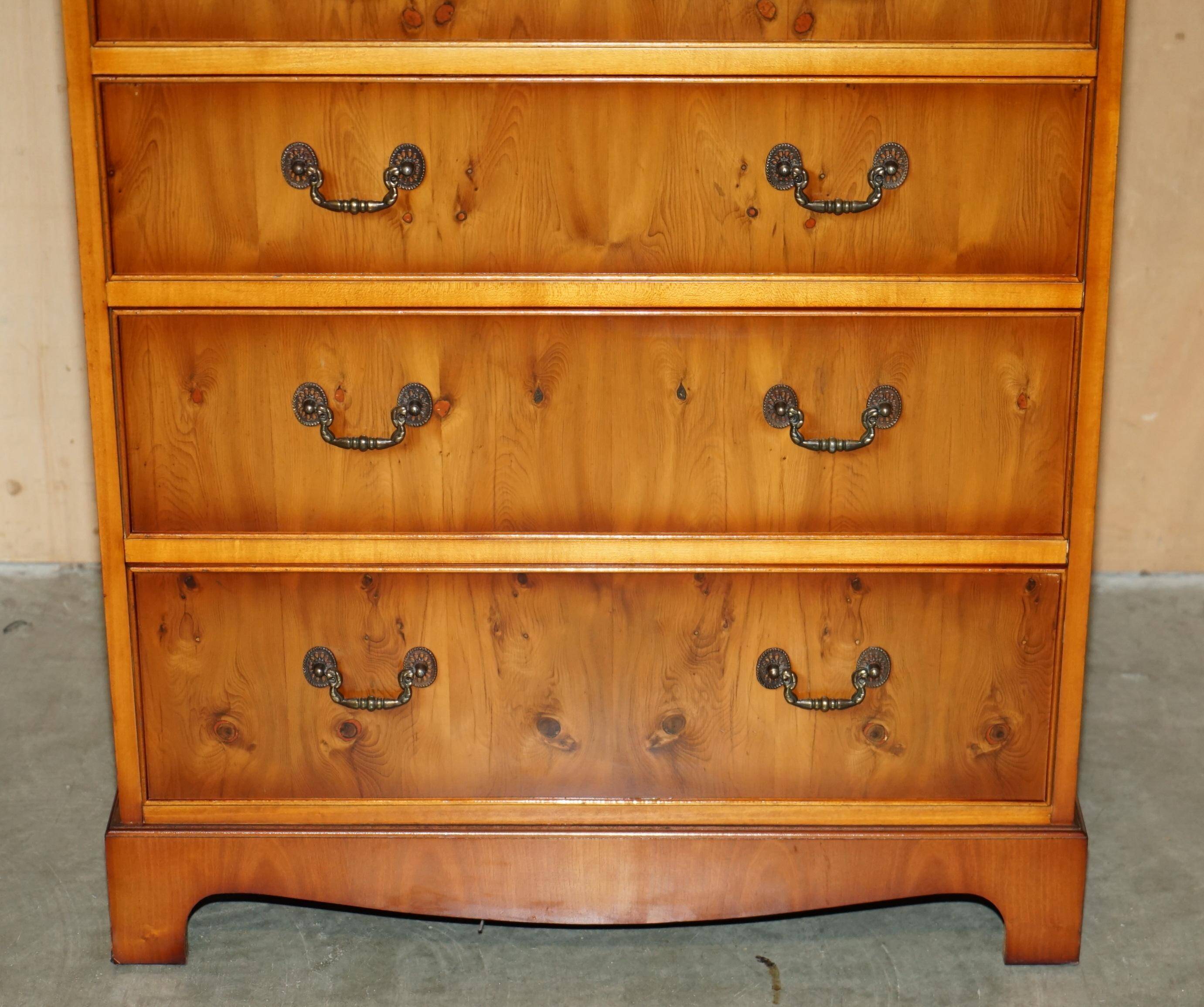 Pair of large Sheraton Revival chests of drawers in yew wood, 110 cm
