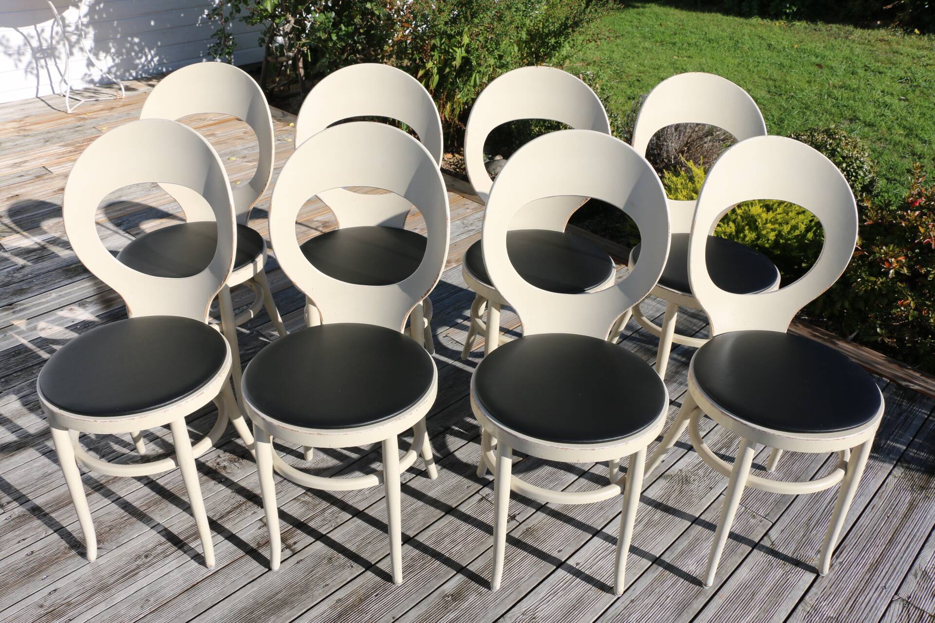 Chaise baumann mouette blanche skaï noir