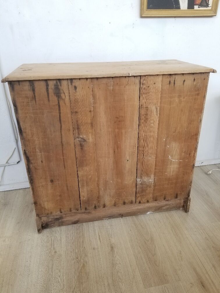 English pine dresser