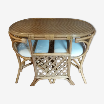 Table and chairs rattan