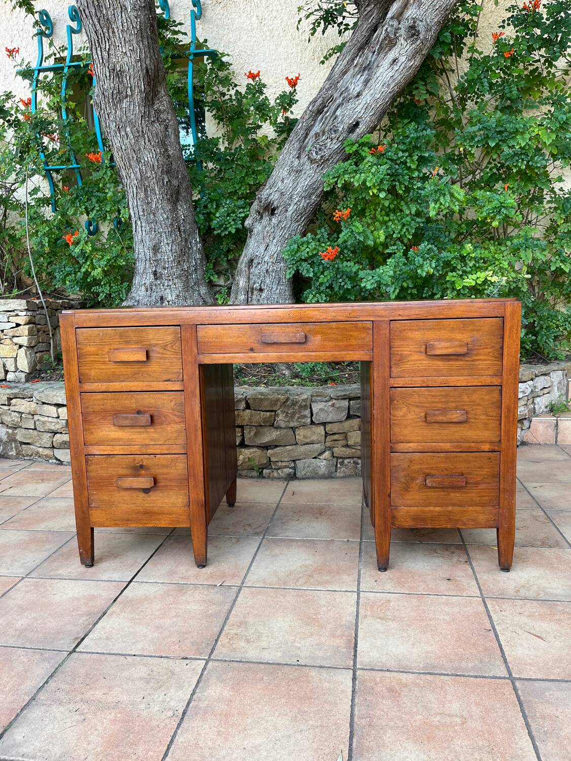 1930s/1940s colonial-style desk
