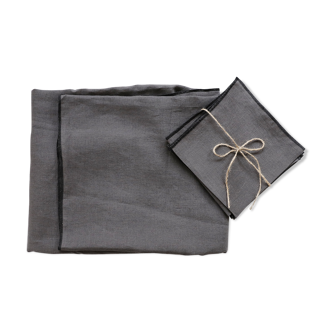 Anthracite linen tablecloth and towels