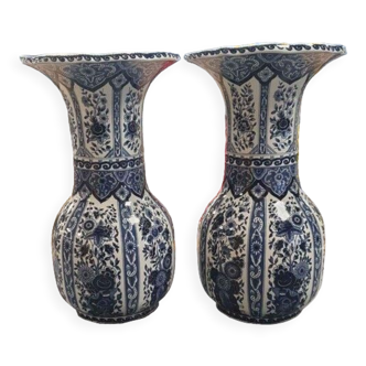 Pair of delft's vases