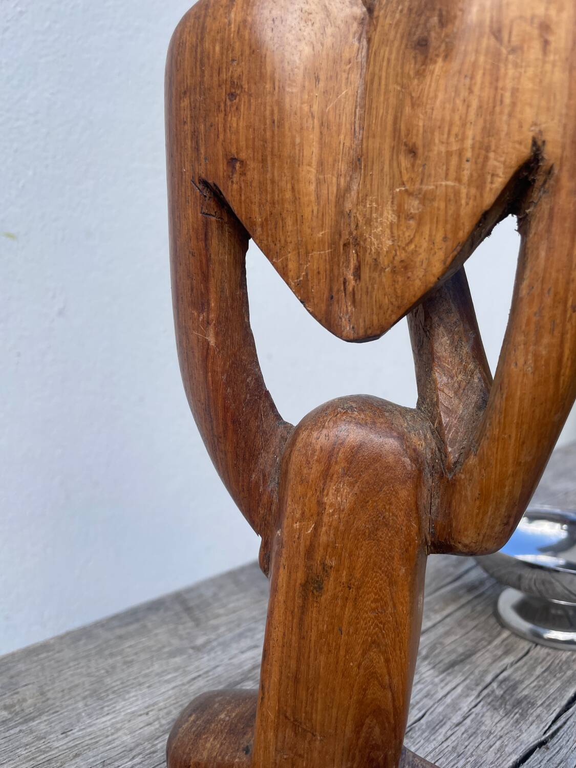 Wooden statuette sculpture, free form