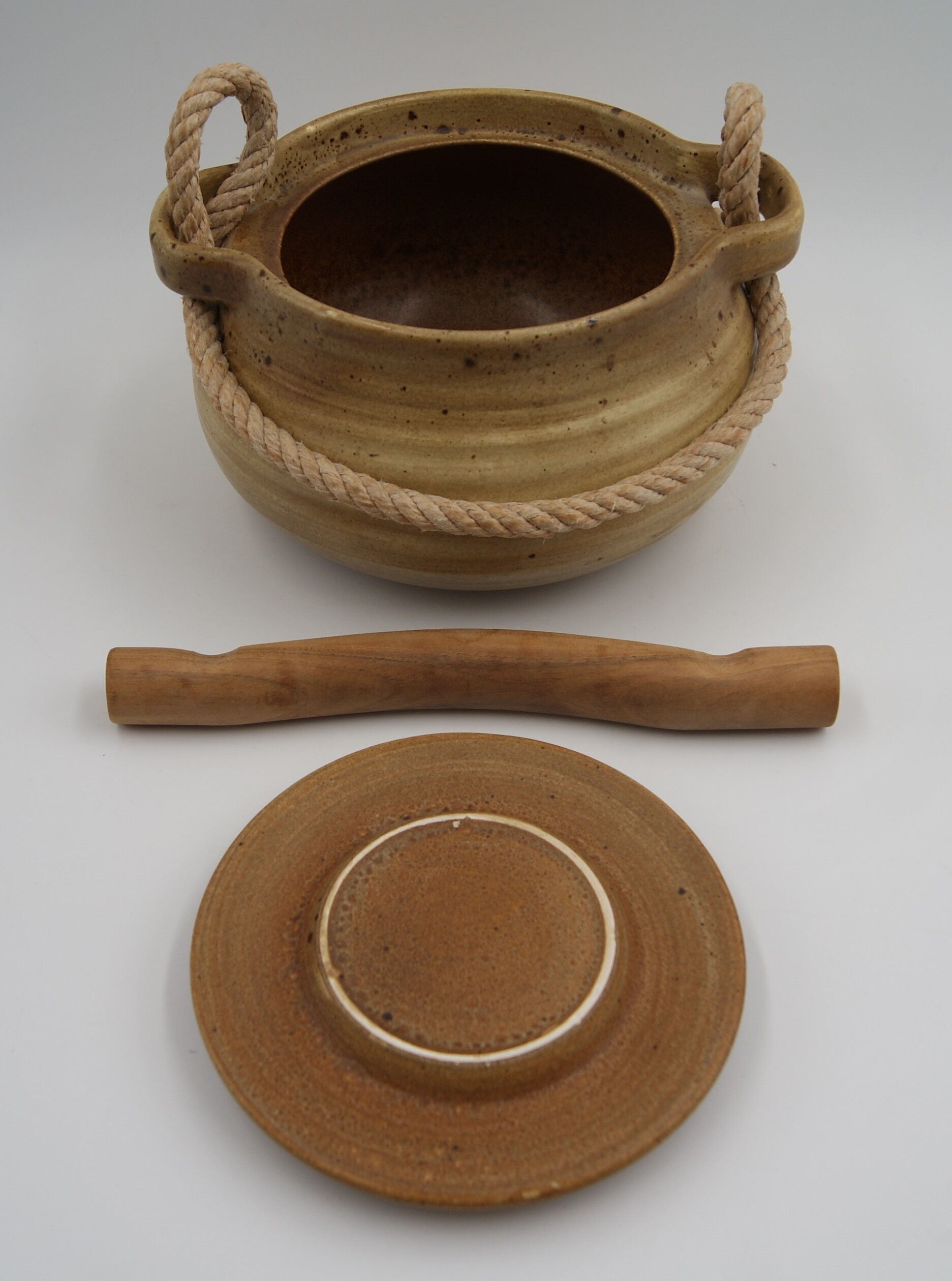 Toupine céramique, corde et bois