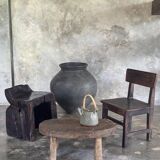 Stool, tabouret or low Japanese-style armchair in brutalist monoxyle radica.
