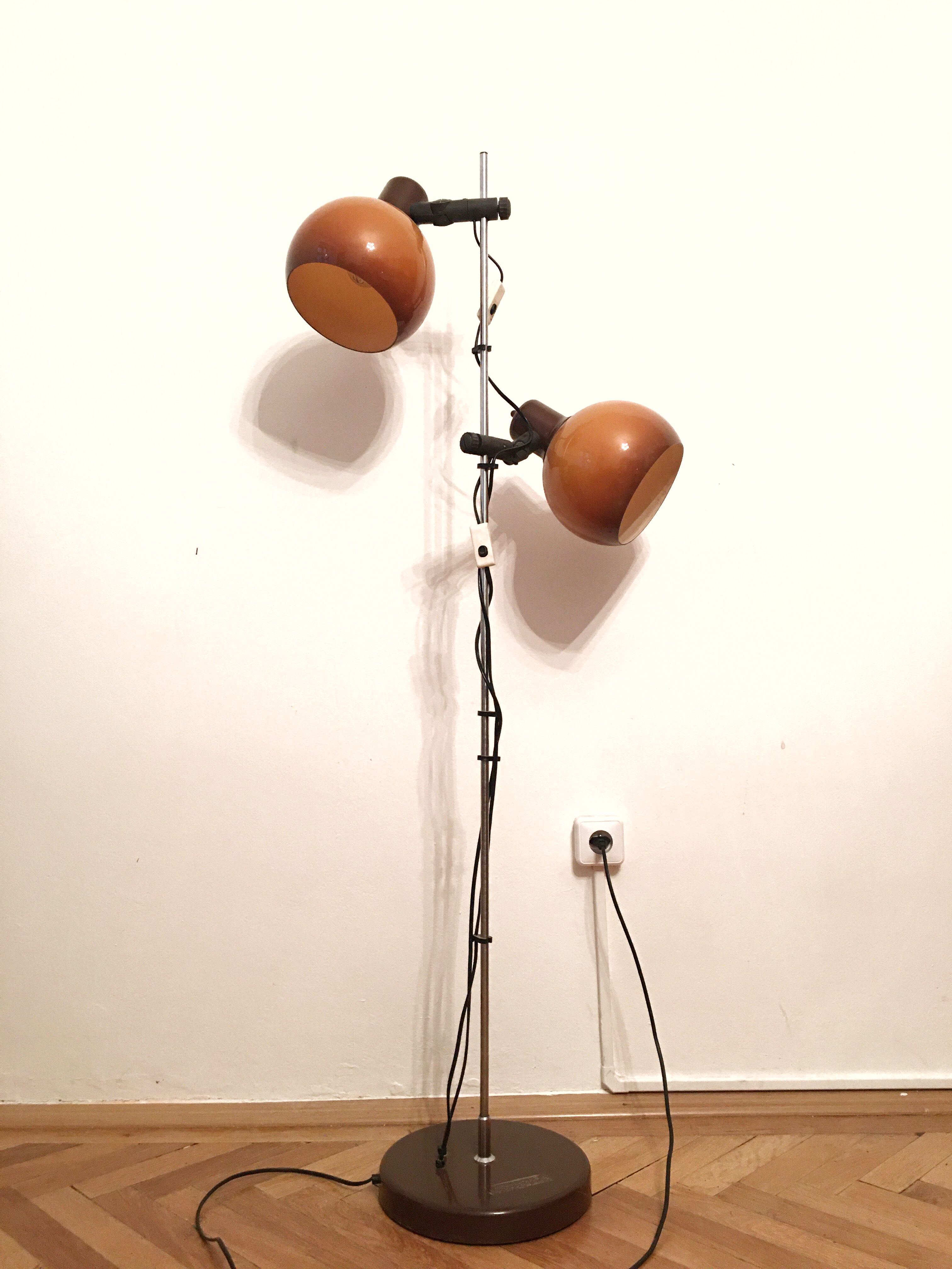 Lampadaire orange 1960