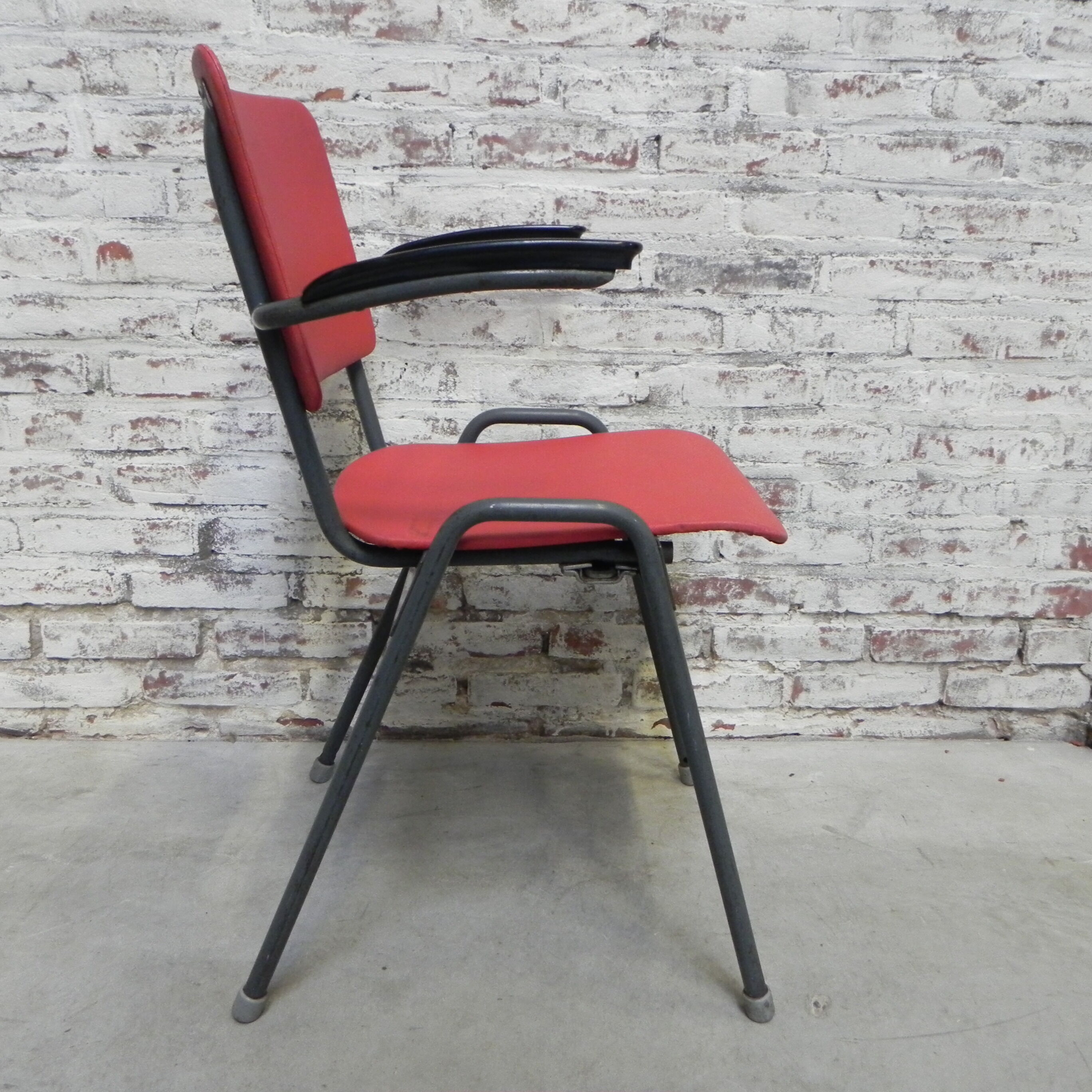 Set de 4 chaises de table vintage avec accoudoirs