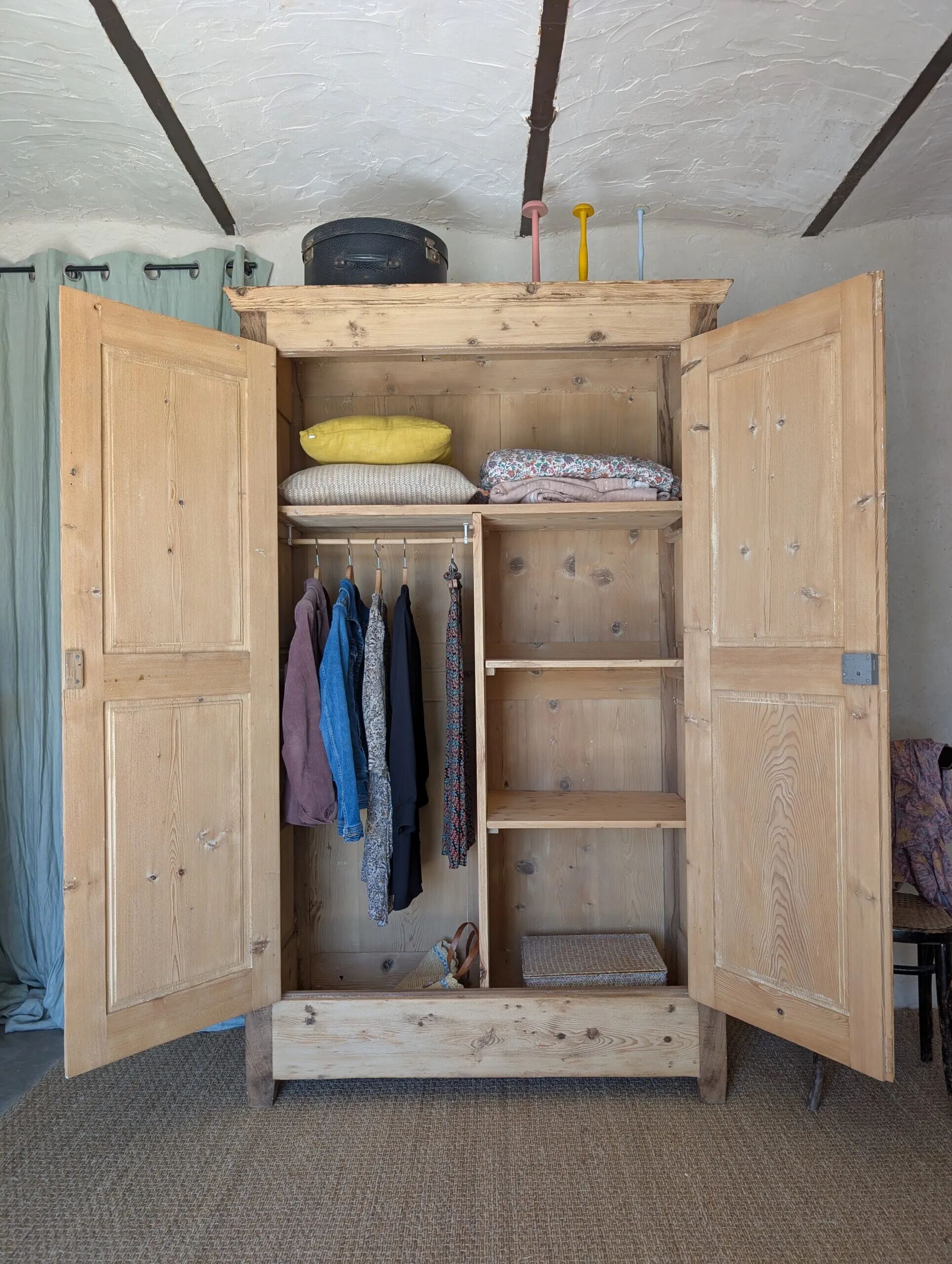 Large wardrobe - hanging space and shelves