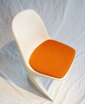 Plastic chair casala seat orange