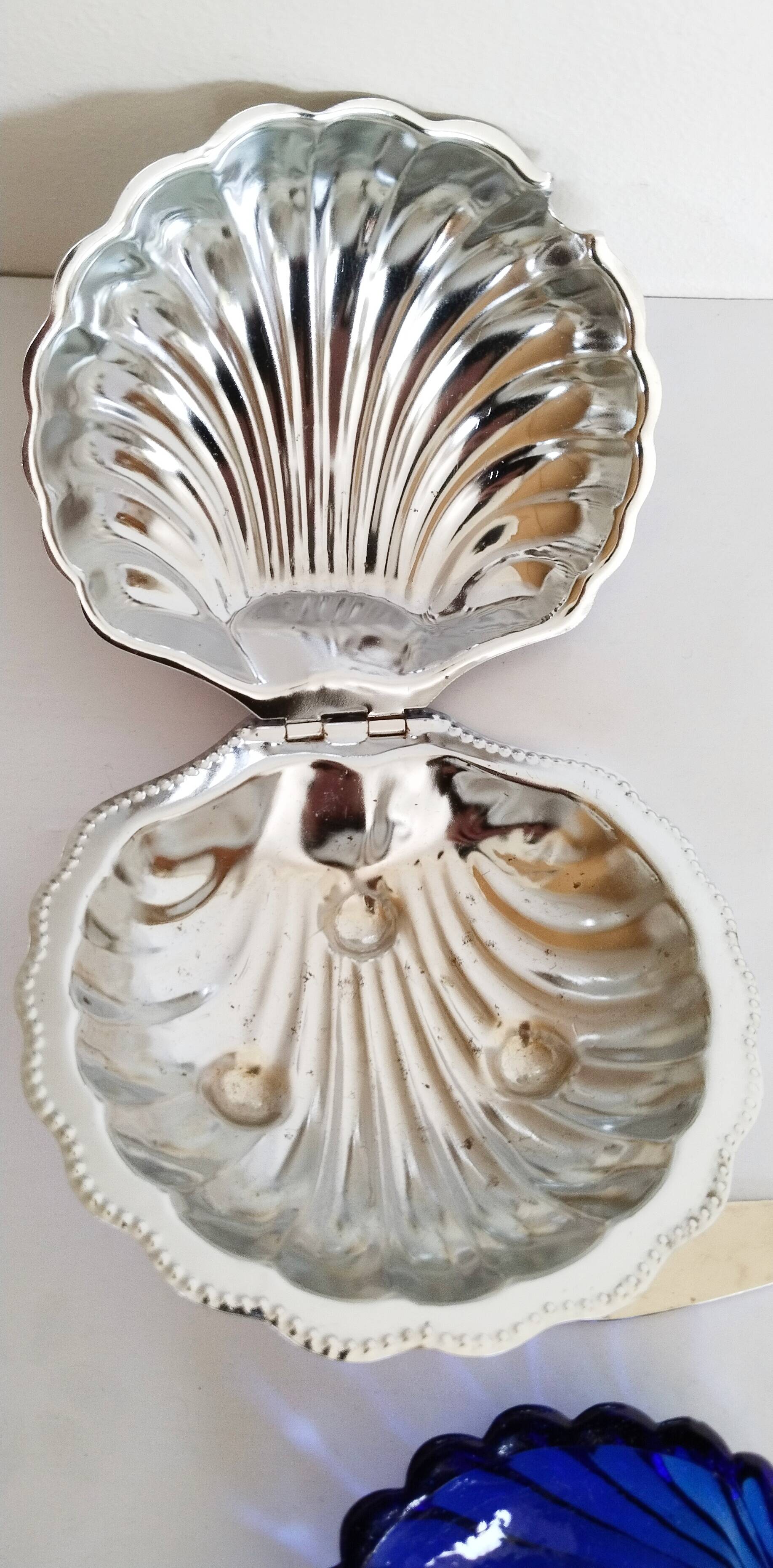 Stainless steel scallop butter dish, 1950s (ref 3)