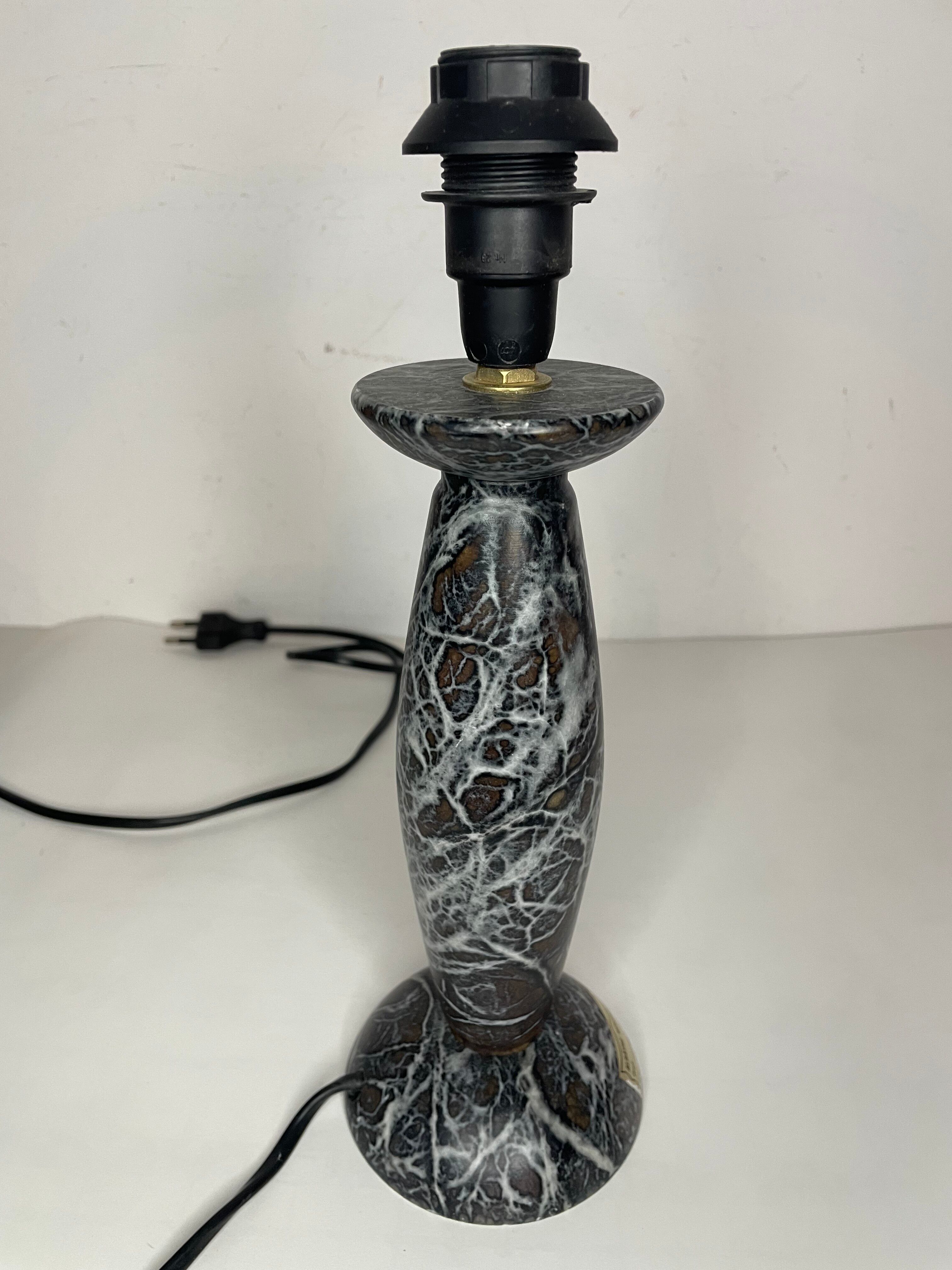 Alabaster foot of the lamp