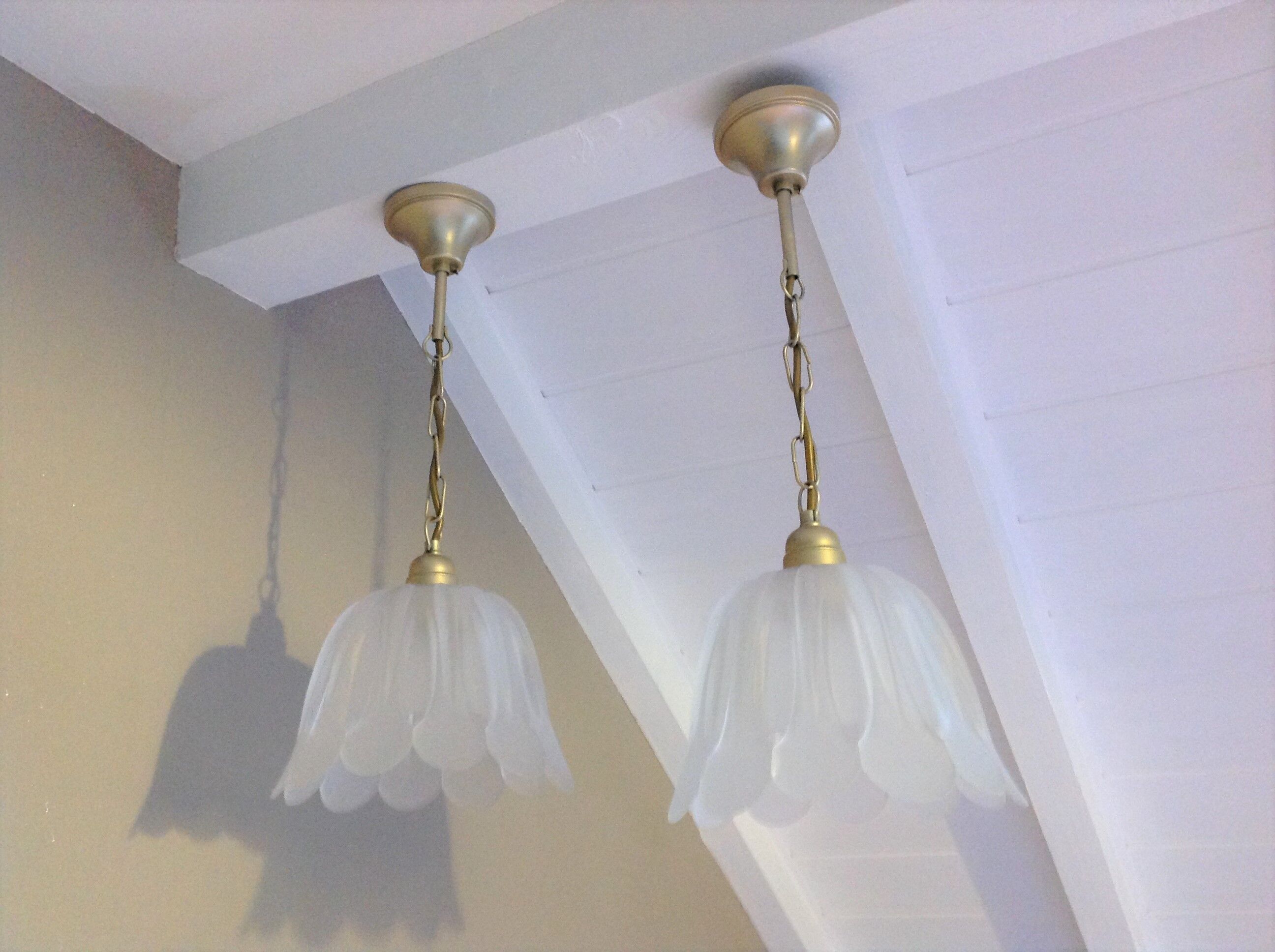 Pair of pendant lamps bell in frosted glass style art deco
