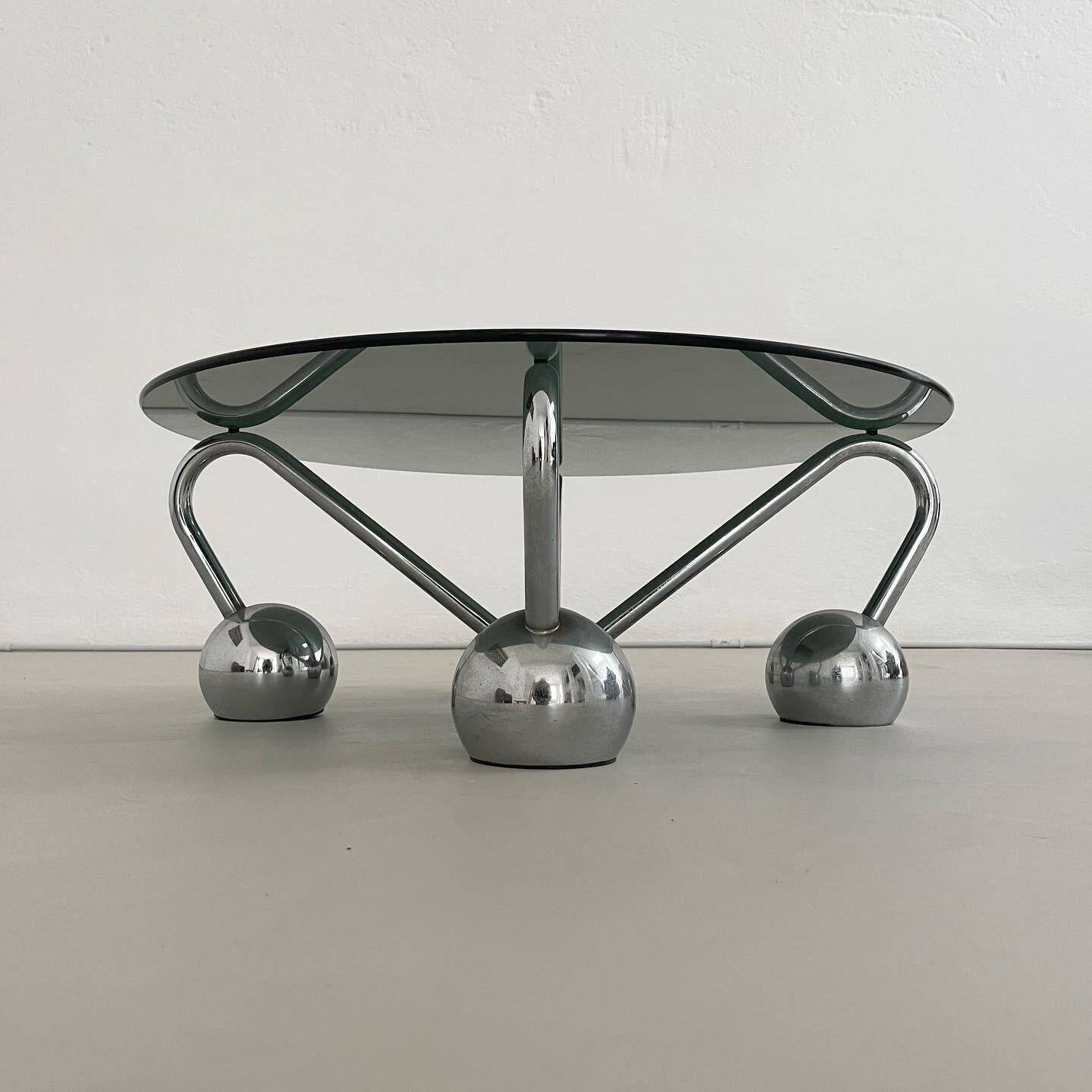 Sputnik Coffee Table in Chromed Metal and Smoked Glass