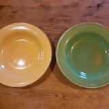 2 soup or serving plates