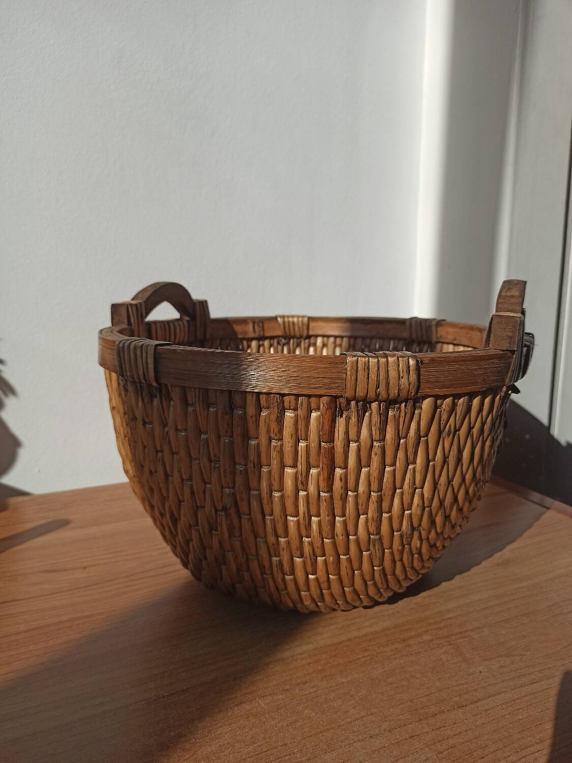 Vintage woven rattan basket - Traditional Asian wickerwork