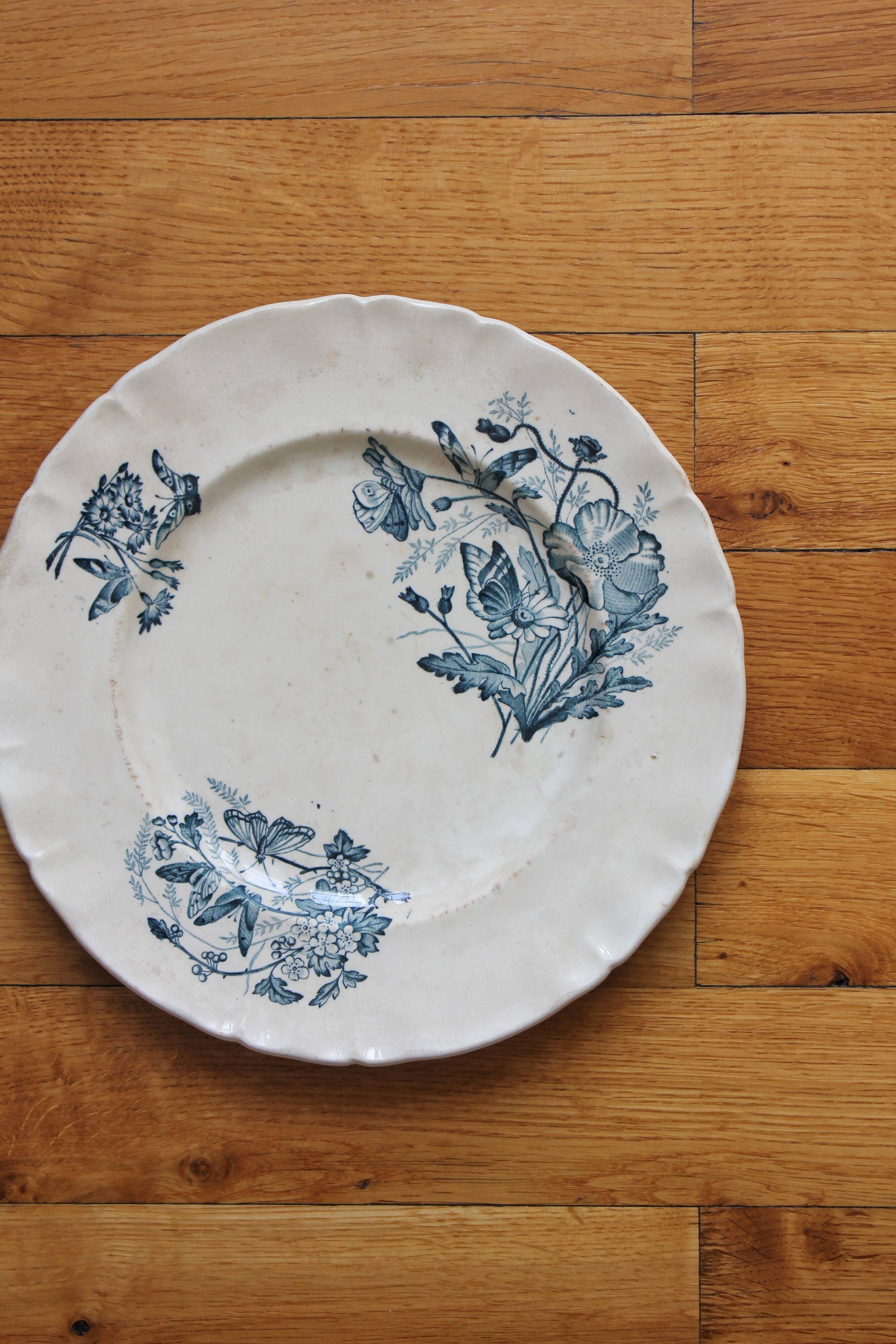 Round iron earth dish decoration flowers and butterflies P&R