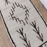 Handcrafted Moroccan Berber Rug 133 X 70 CM