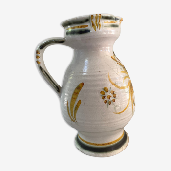 Keraluc ceramic pitcher